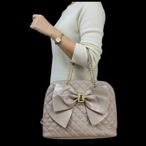 Betsey Johnson Quilted Tan Tote Bag Large Bow Purse Gold Chain Shoulder Handbag